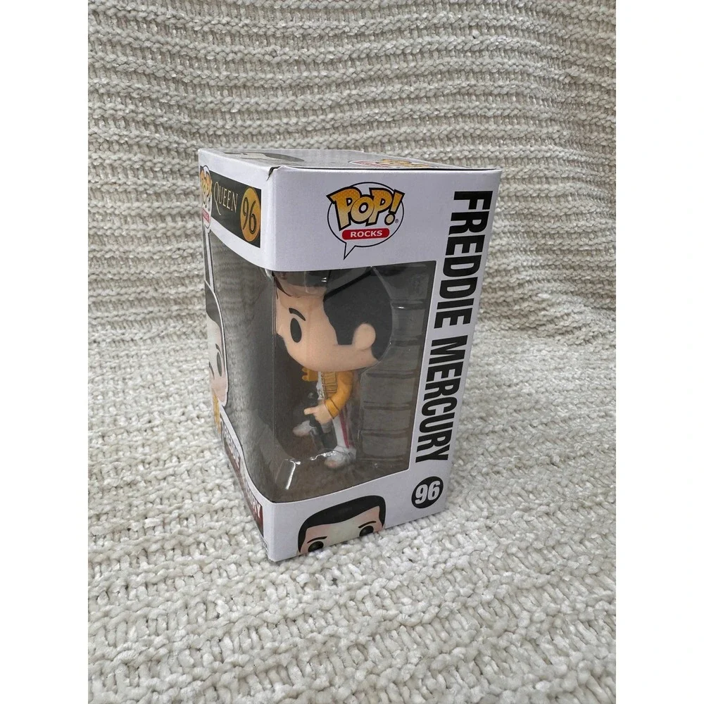 Funko Pop Freddie Mercury 96 Queen Vinyl Figure‎ Yellow Jacket Rocks Music Toy